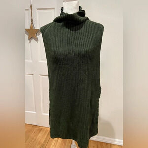 Women’s Green Khaki Sleeveless Turtleneck along Sweater Size Medium